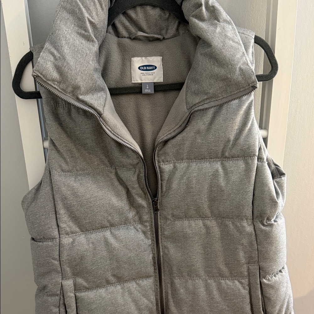 Old Navy Gray Puffer Vest - Picture 3 of 6